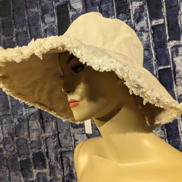 Olive & Pique Cream/Ivory Color Cotton Bucket Hat NWT - Picture 5 of 11